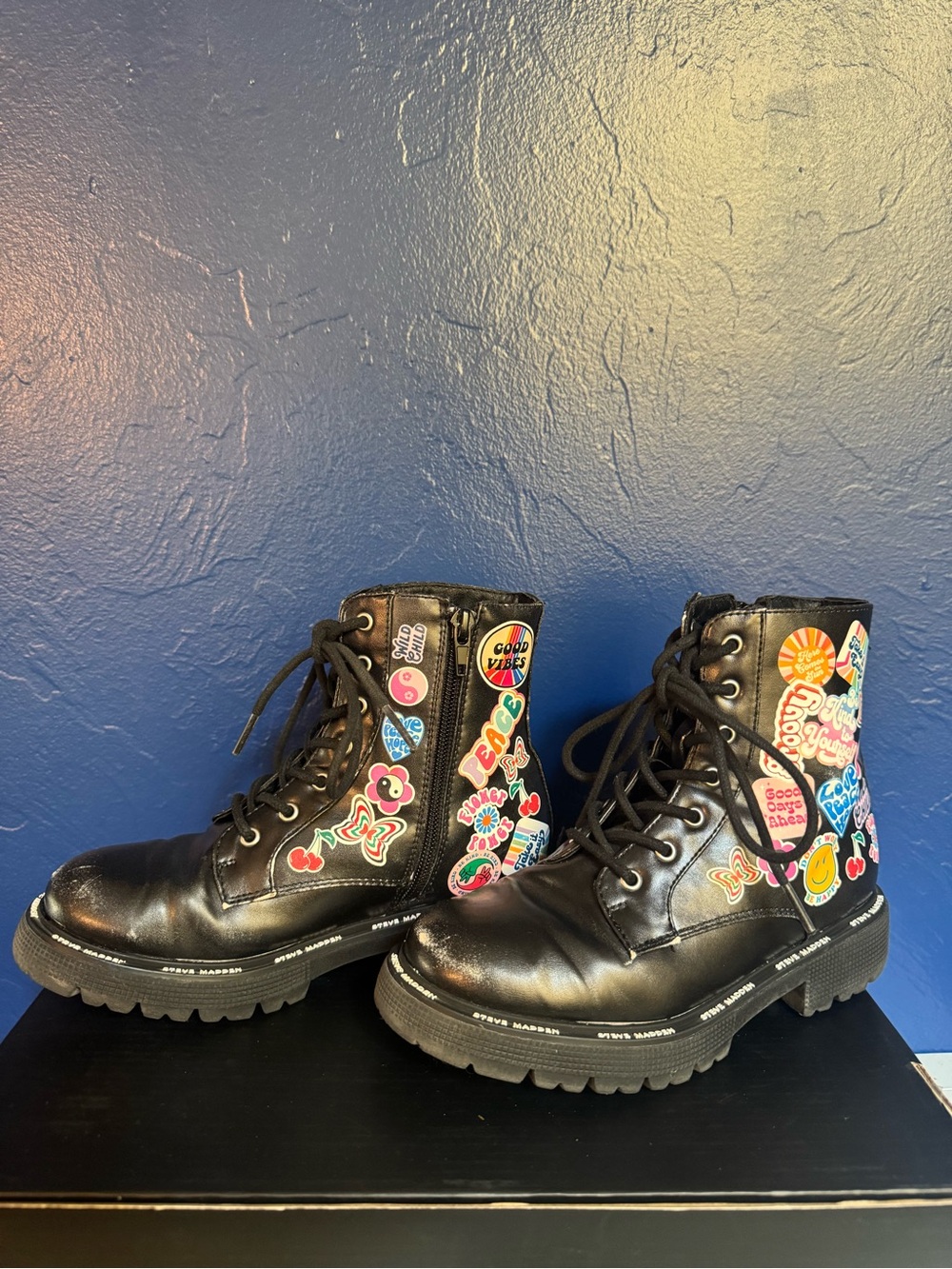 Kids Steve Madden boots youth size 1